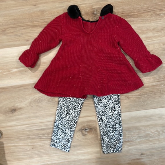 First impressions holiday oufit - Picture 8 of 9